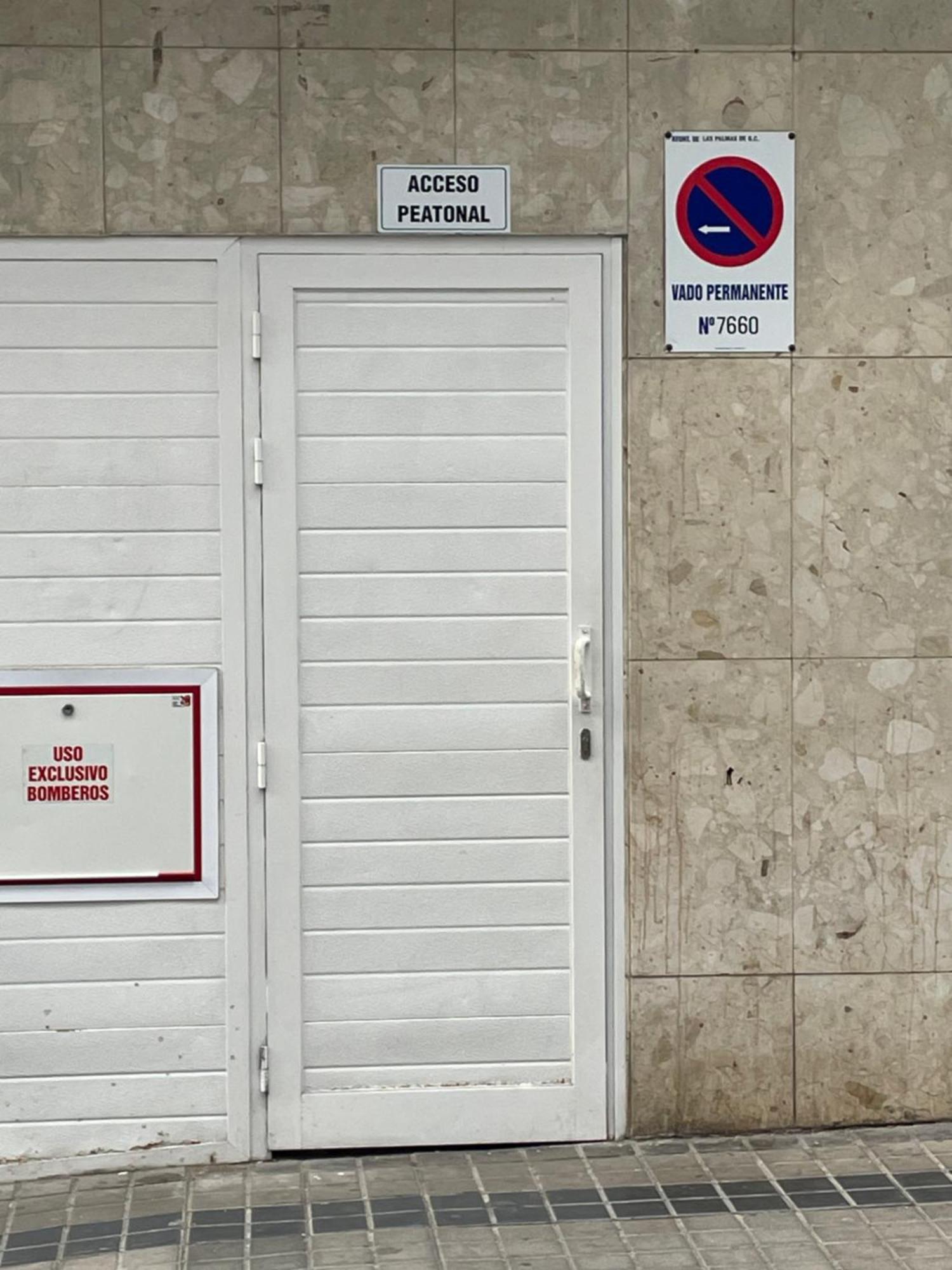 Piso Con Piscina Y Garaje En La Playa De Las Canteras 大加那利岛拉斯帕尔马斯 外观 照片